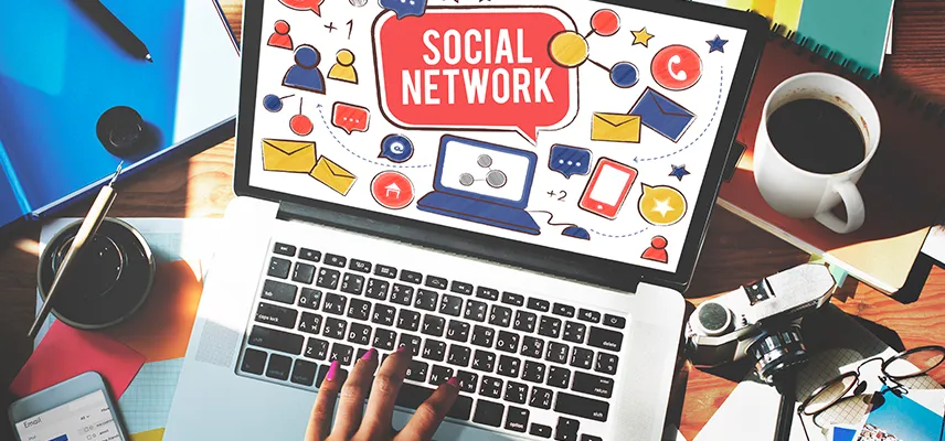 Social Network Media Communication Connection Concept